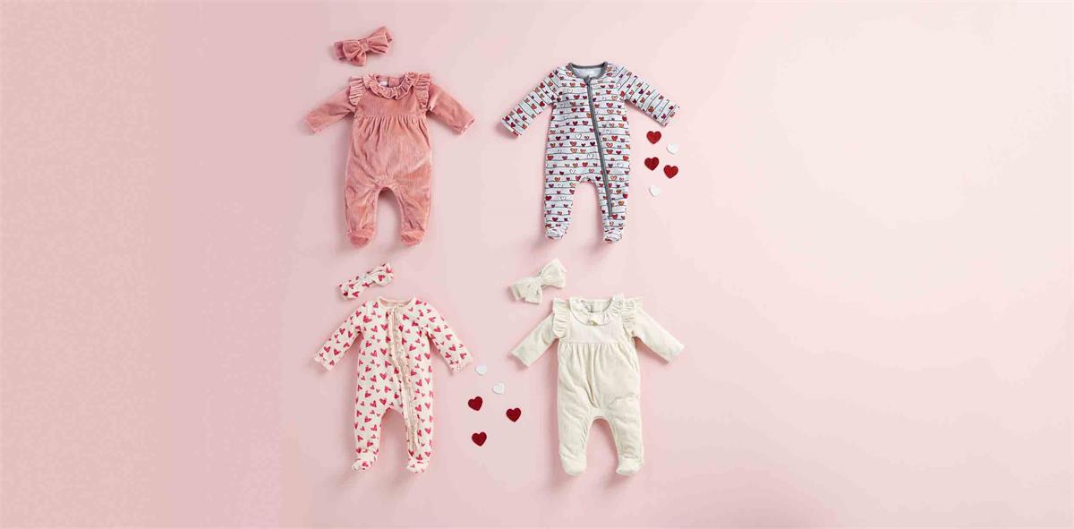 Valentine's Gray Sleeper