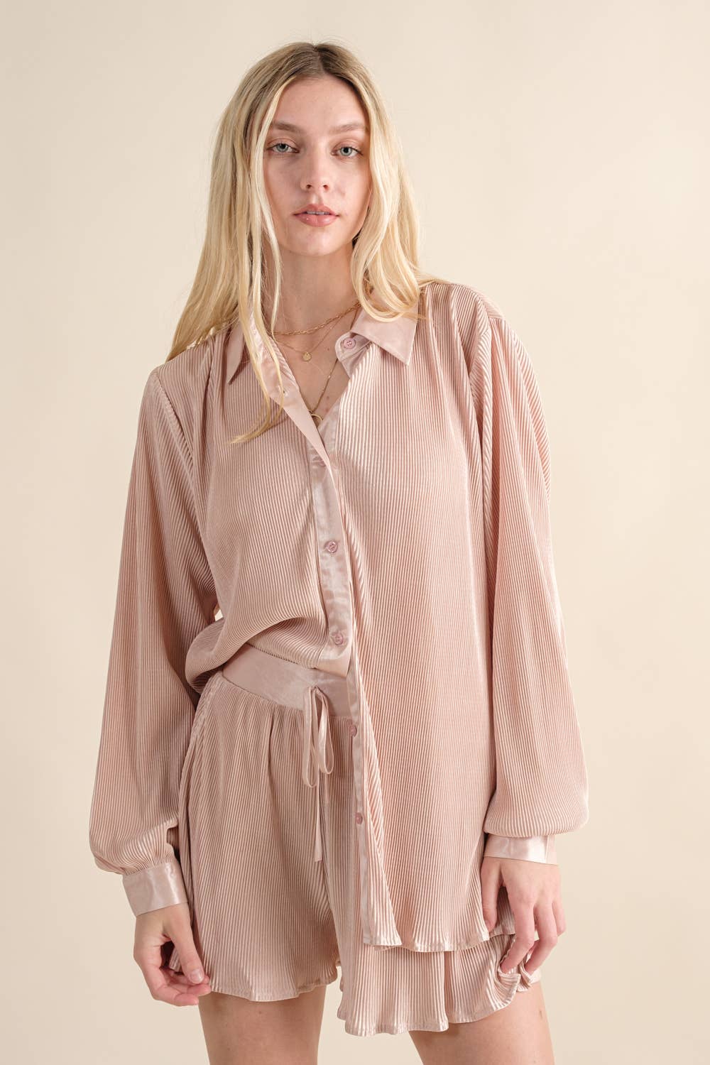 Accordian Blouse Short Lounge Set: KHAKI