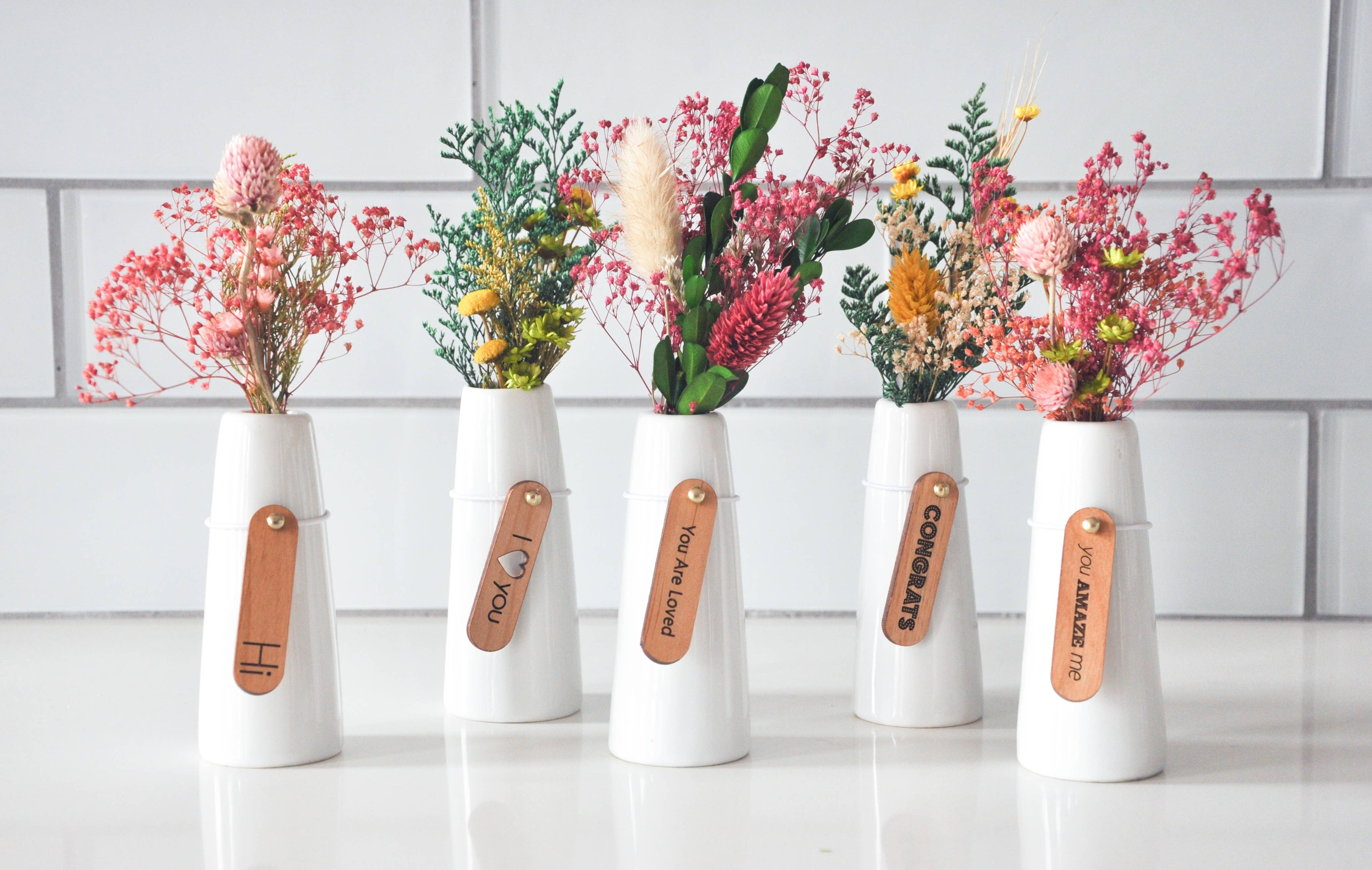 Mini Dried Floral Vases & Wood Gift Tag: Assorted Gift Tags / No boxes