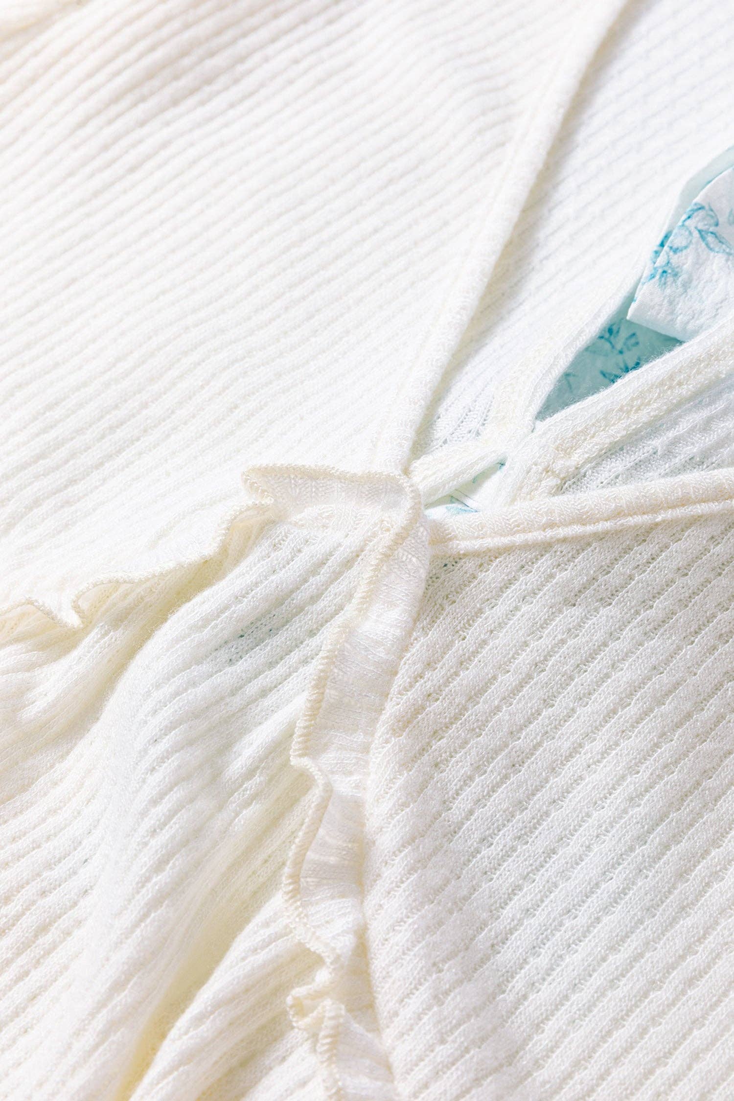 Floral Bow Tie Back Bubble Sleeve Peplum Top: White