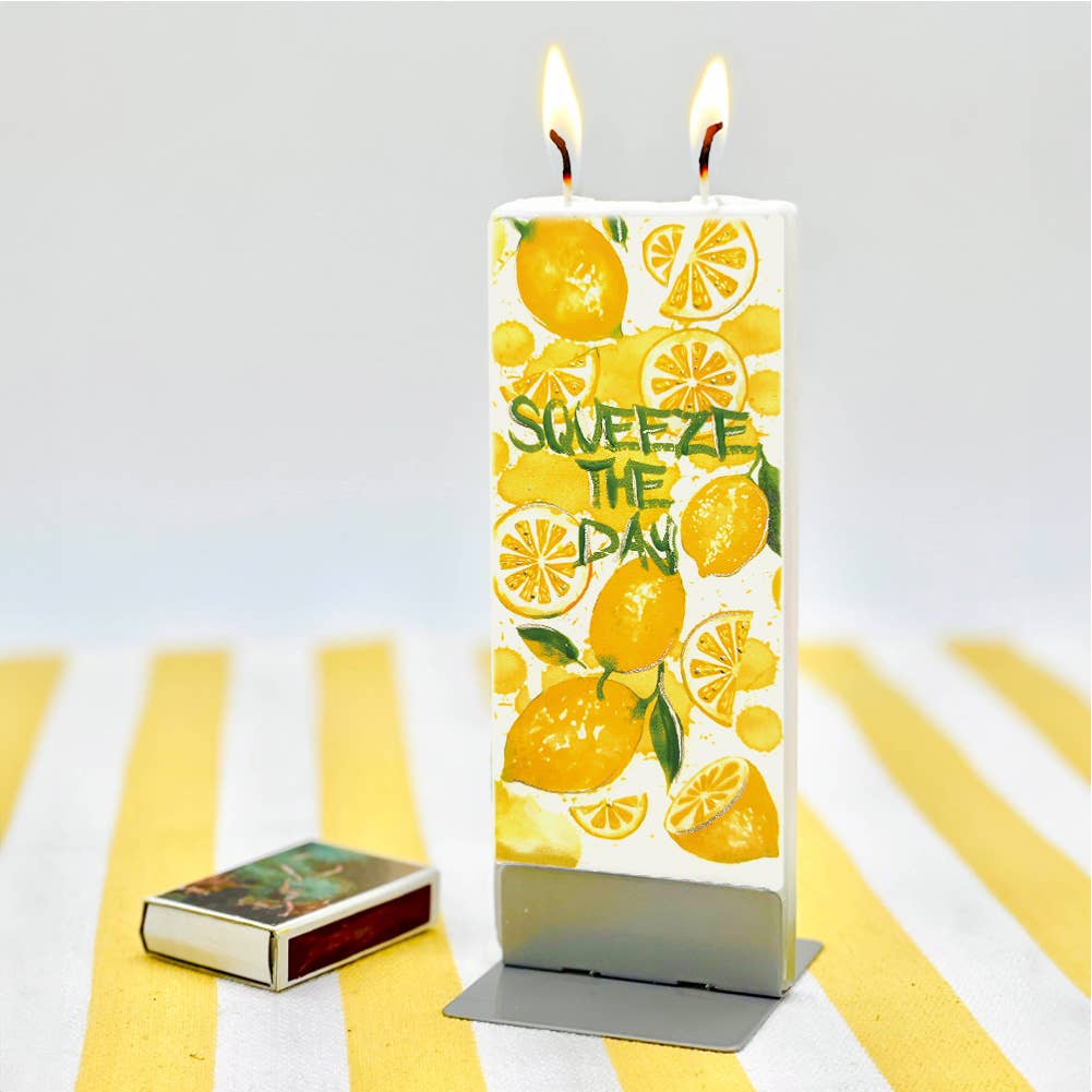 Flat Hand-crafted Candle - Squeeze the Day