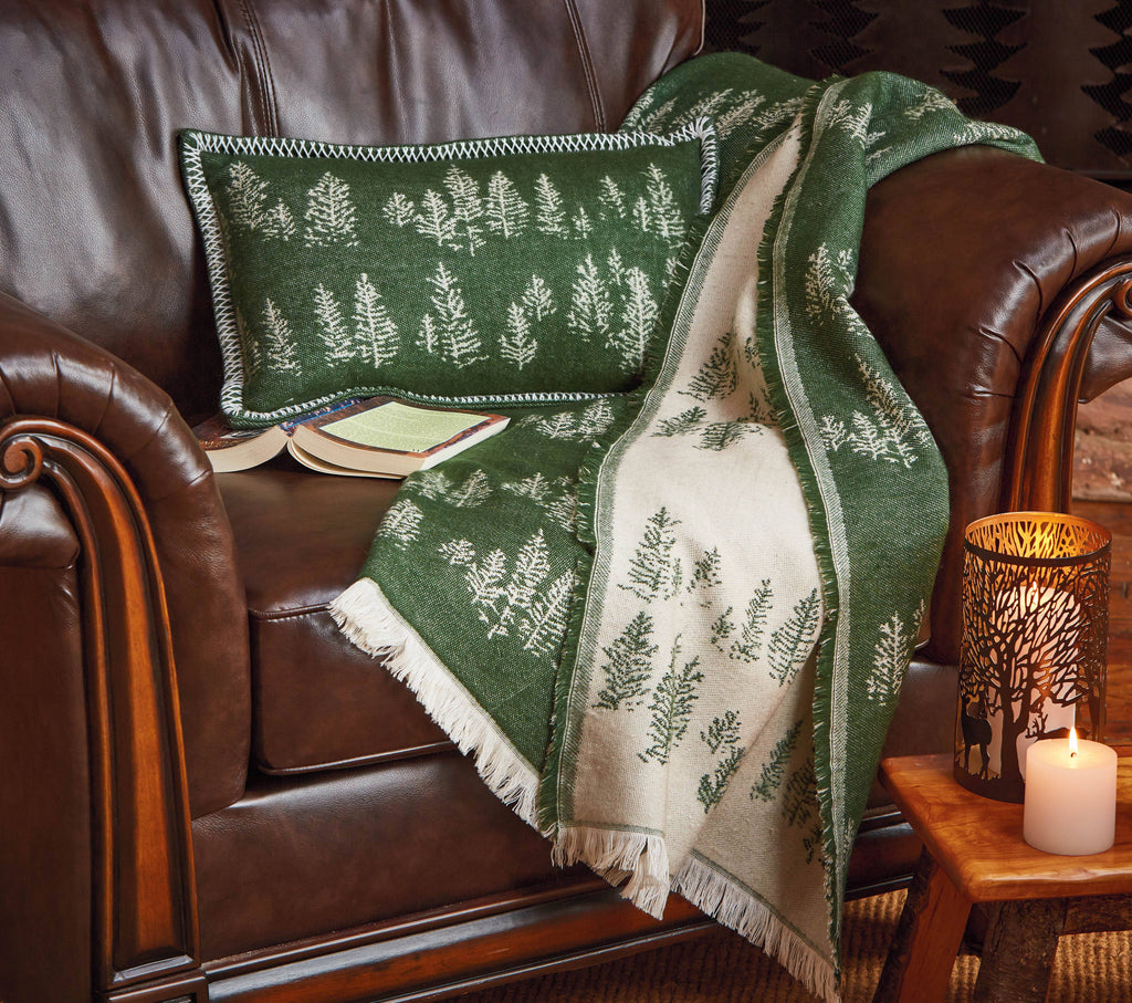 Aspen Lumbar Pillow Green Cotton Christmas: Green / Cover - 80% polyester, 20% woolinsert - cotton, polyfil / Dry clean only