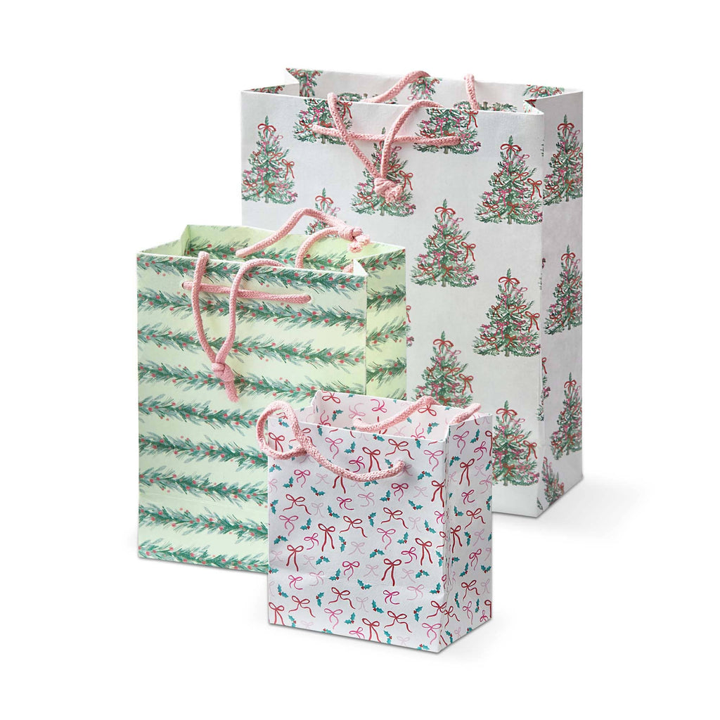 Very Merry Gift Bag Set of 3 Multi Paper Christmas: Multi / Paper / Dust clean