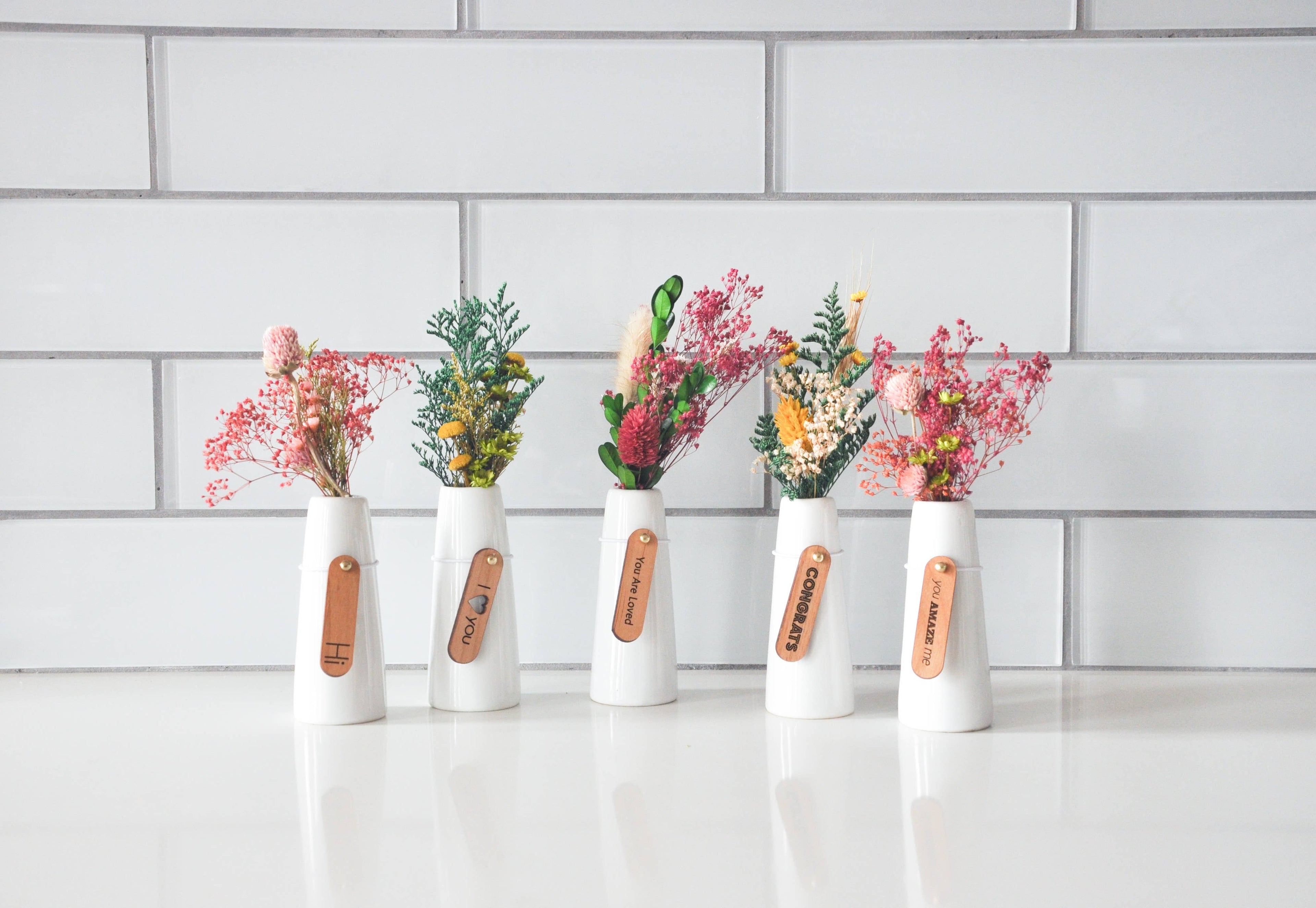 Mini Dried Floral Vases & Wood Gift Tag: Assorted Gift Tags / No boxes