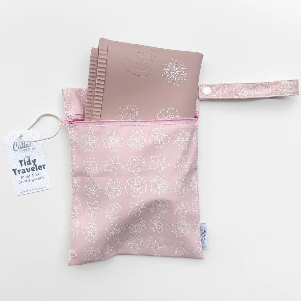 The Tidy Traveler - Printed Placemat Set (Pink Petal Blossoms)