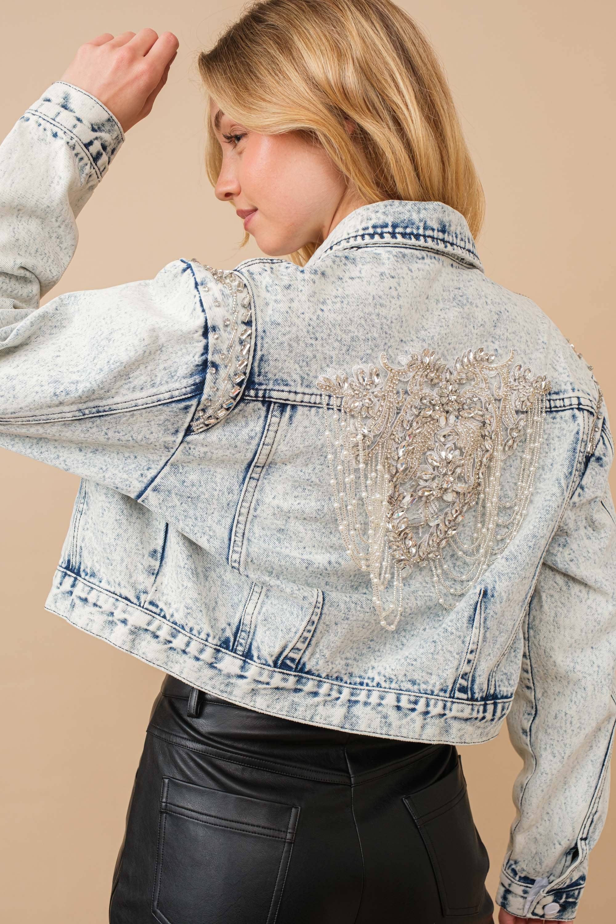 Acid Washed Shoulder Beading Denim Jacket: LIGHT WASH