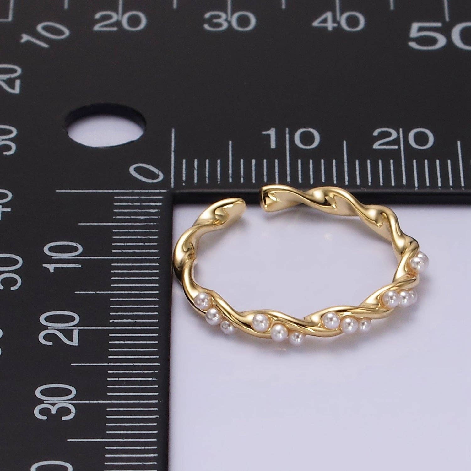 14K Gold Filled Dotted Pearl Lined Croissant Twisted Ring