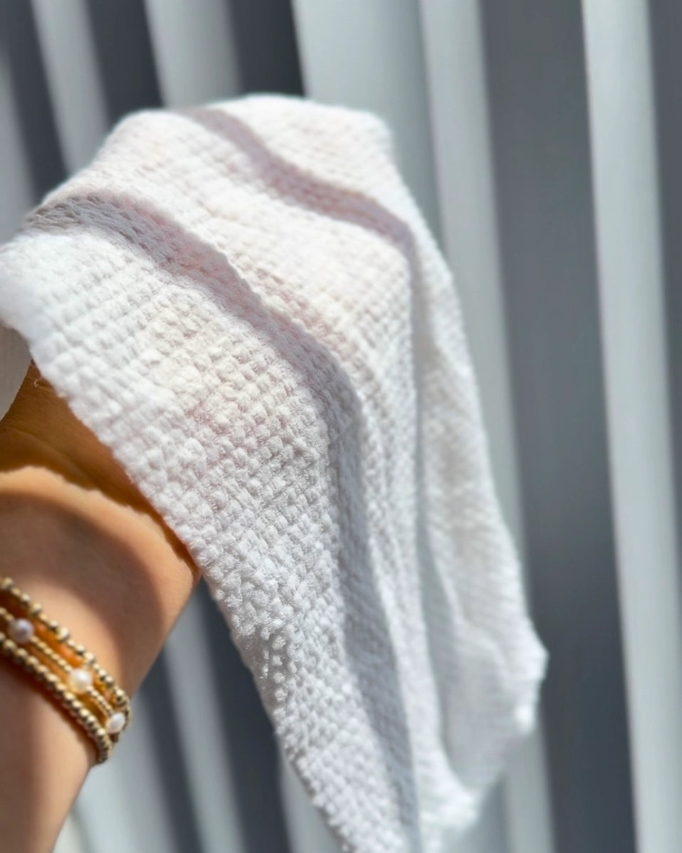 Blooming Travel Towel - 1 Pack (20 ct)