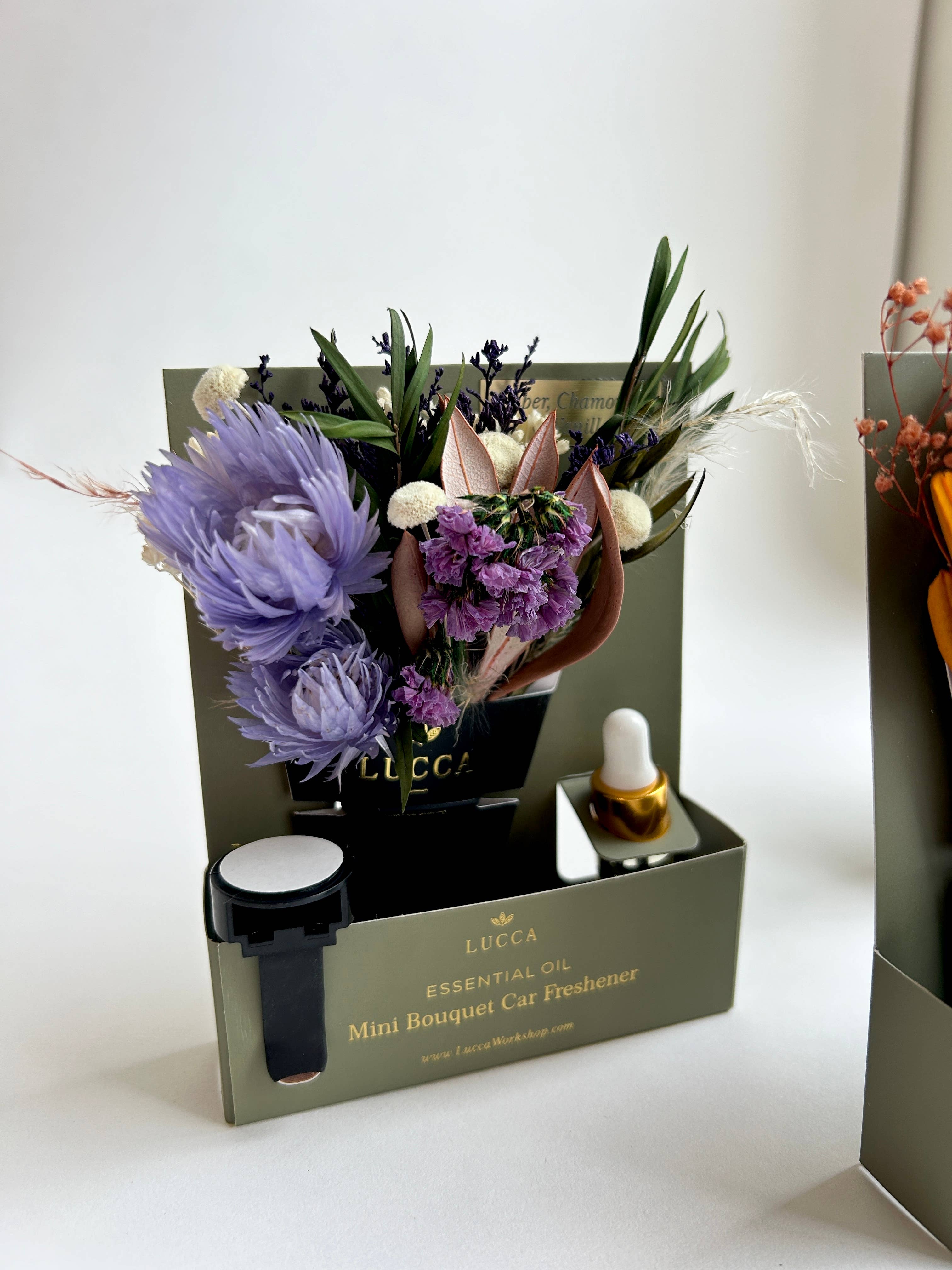 Nontoxic Floral Car Air Freshener: Vanilla & Rose